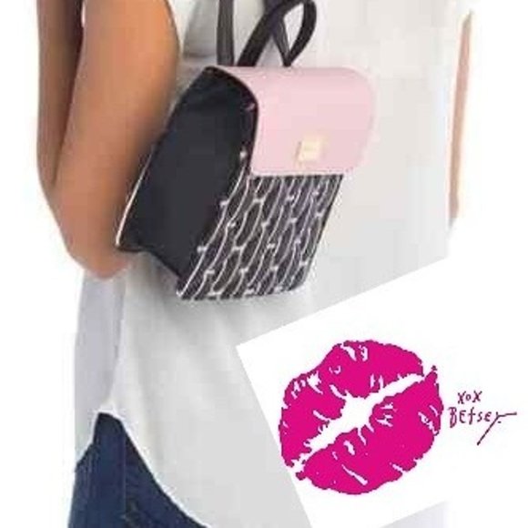 Luv Betsey By Betsey Johnson Stacy Quilted Mini Backpack BAG🆕SHIPS FAST😮‍💨⚡🚚 - Picture 4 of 10